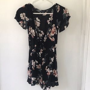 American Eagle Romper